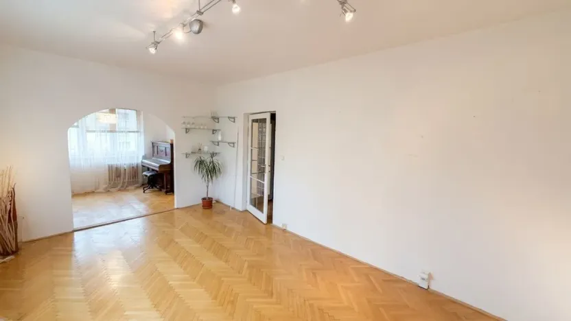 Prodej bytu 3+1, Kladno - Kročehlavy, Bělehradská, 70 m2