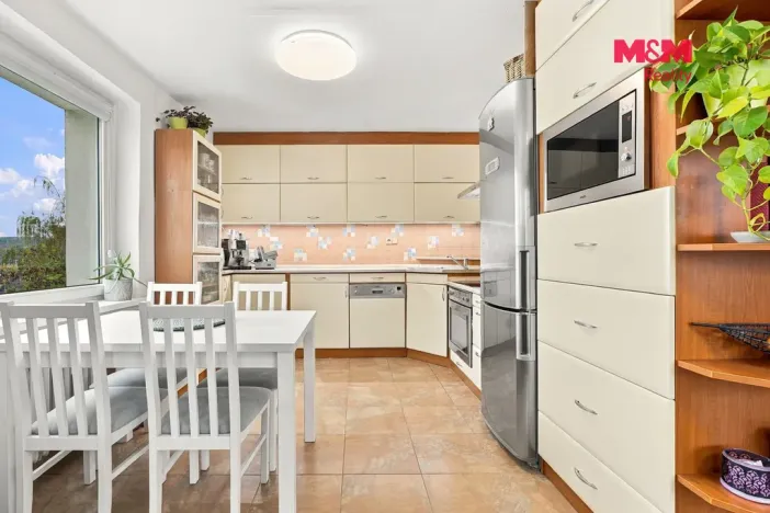 Prodej bytu 3+kk, Litoměřice - Pokratice, U Kapličky, 73 m2