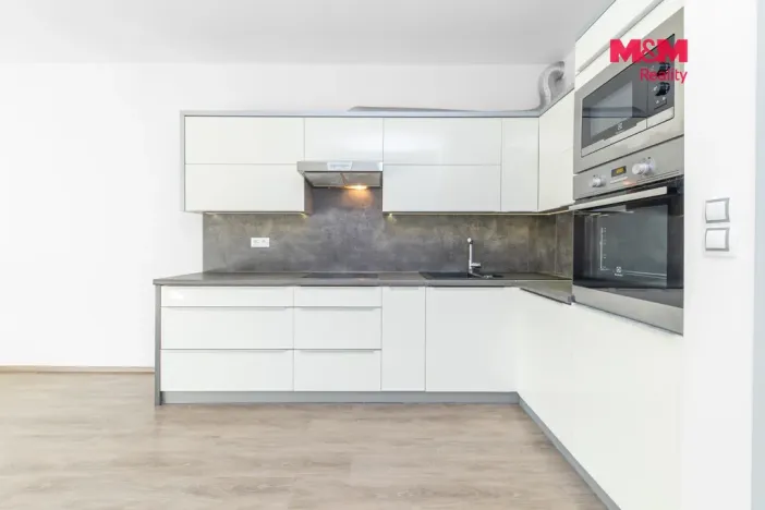 Prodej bytu 2+kk, Moravany, Višňová, 51 m2
