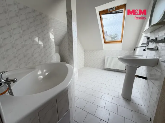 Pronájem rodinného domu, Mladá Boleslav - Mladá Boleslav III, Novákova, 120 m2