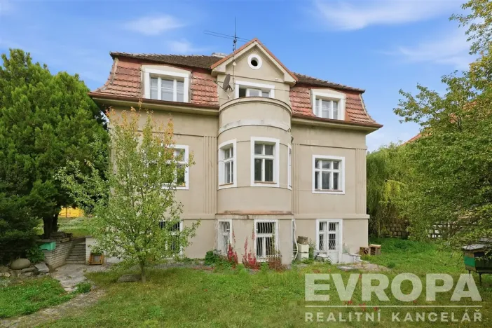 Prodej vily, Praha - Motol, U hrušky, 395 m2