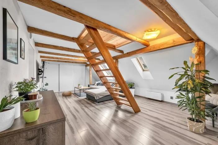 Prodej bytu 2+kk, Trutnov - Poříčí, Voletinská, 76 m2