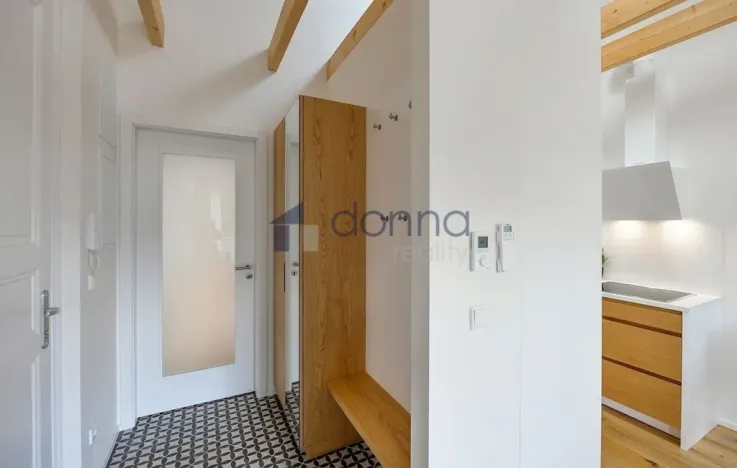 Pronájem bytu 2+kk, Praha, Dalimilova, 60 m2