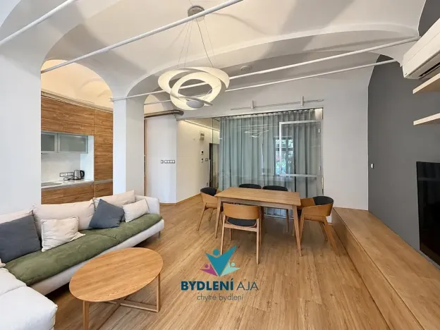 Prodej domu, Teplice, Laubeho náměstí, 425 m2