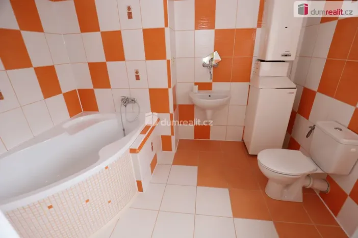 Prodej bytu 2+1, Březová, Okružní, 68 m2