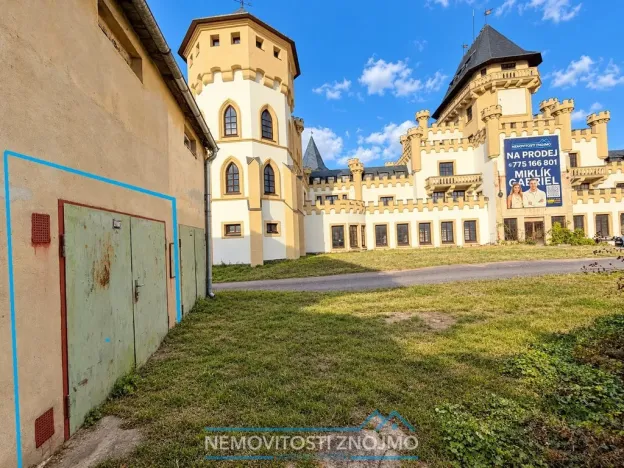 Prodej garáže, Znojmo, 18 m2