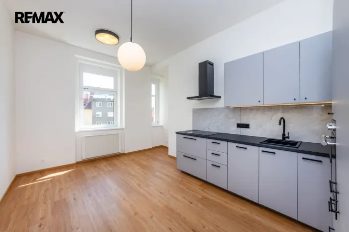Pronájem bytu 2+kk, Praha - Nusle, Sinkulova, 44 m2