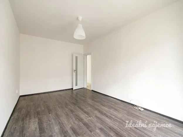 Pronájem bytu 2+1, Praha - Malešice, Přistoupimská, 54 m2