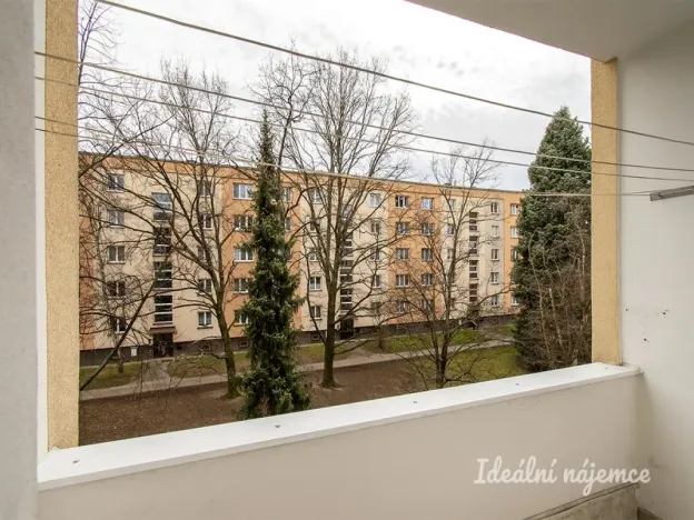 Pronájem bytu 2+1, Praha - Malešice, Přistoupimská, 54 m2