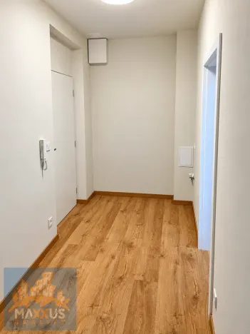 Pronájem bytu 2+kk, Praha - Vysočany, U vysočanského pivovaru, 40 m2