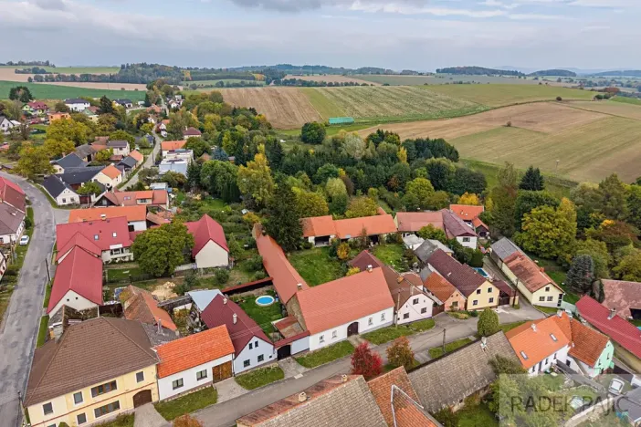 Prodej rodinného domu, Neustupov, 1127 m2