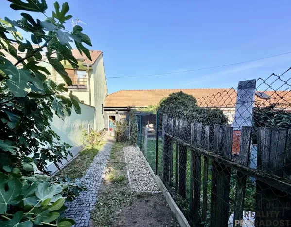 Prodej garáže, Boleradice, 19 m2