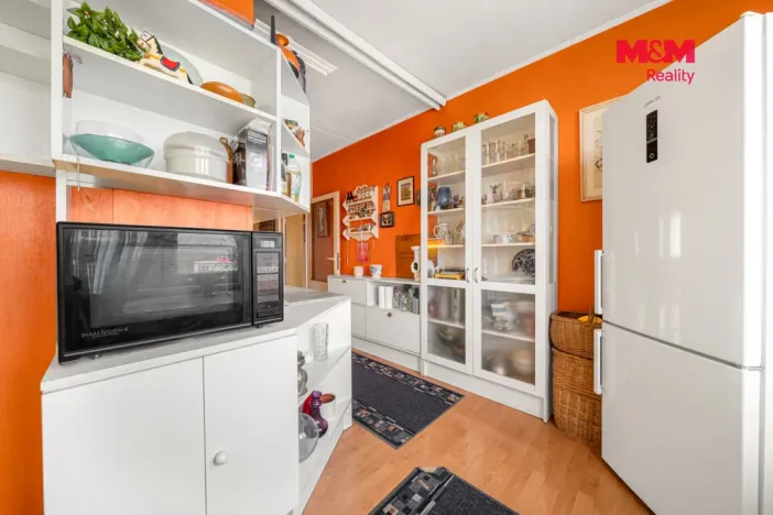 Prodej bytu 2+1, Karlovy Vary - Drahovice, Východní, 60 m2