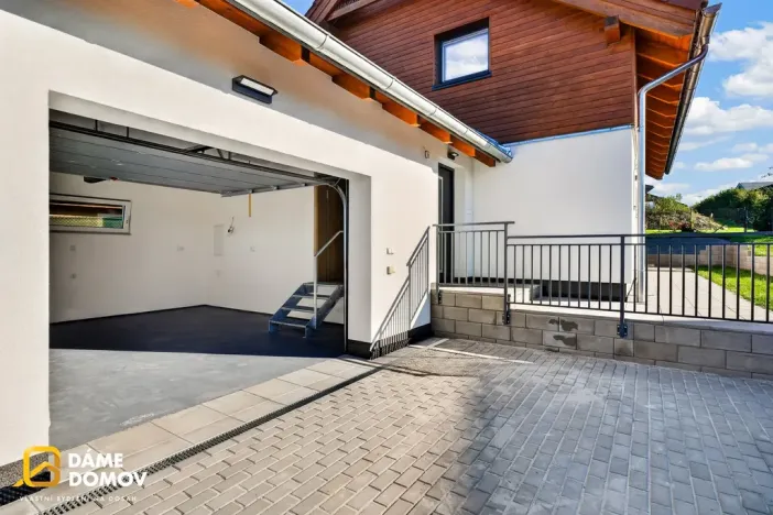 Prodej rodinného domu, Černá Hora, Na Vyhlídce, 182 m2
