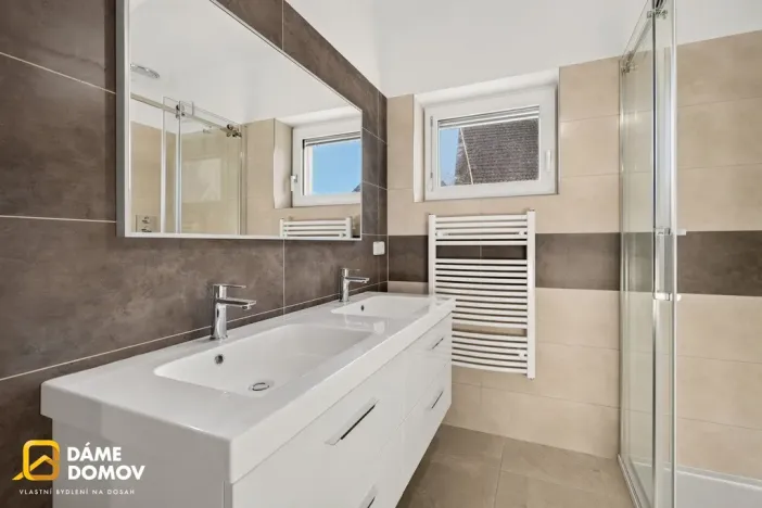 Prodej rodinného domu, Černá Hora, Na Vyhlídce, 182 m2