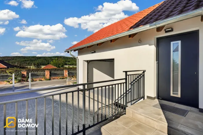 Prodej rodinného domu, Černá Hora, Na Vyhlídce, 182 m2