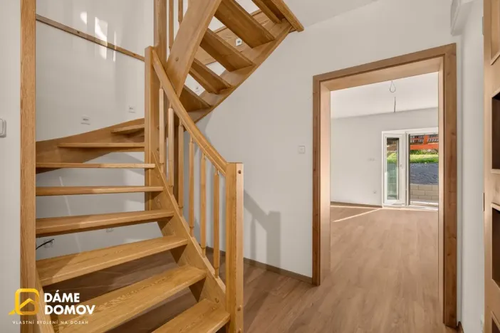 Prodej rodinného domu, Černá Hora, Na Vyhlídce, 182 m2