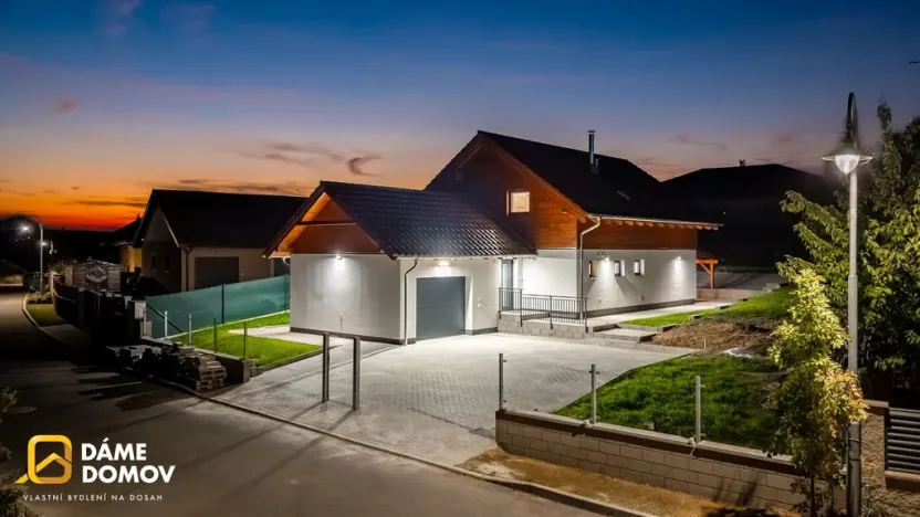 Prodej rodinného domu, Černá Hora, Na Vyhlídce, 182 m2