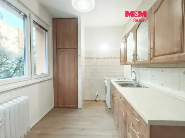 Pronájem bytu 2+1, Slaný, Plynárenská, 49 m2