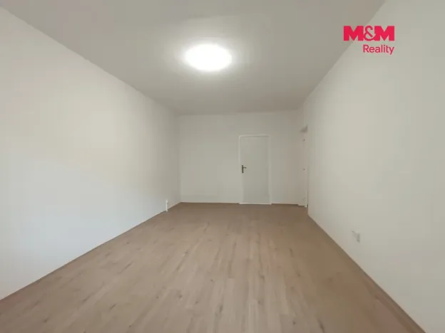 Pronájem bytu 2+1, Slaný, Plynárenská, 49 m2