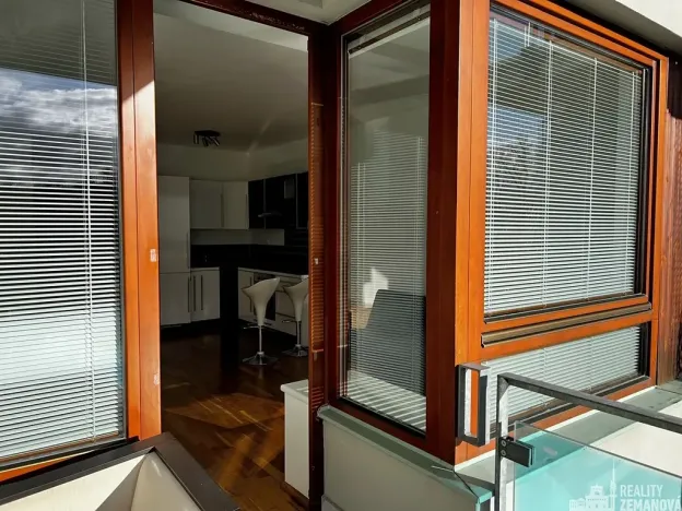 Pronájem bytu 1+kk, Dolní Břežany, Náměstí Na Sádkách, 40 m2