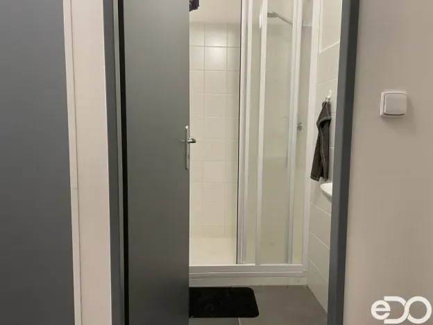 Pronájem kanceláře, Praha, Freyova, 92 m2