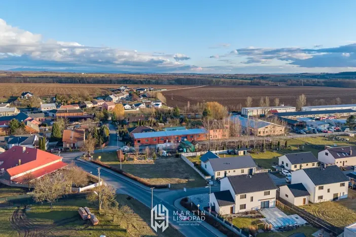 Prodej pozemku pro bydlení, Svésedlice, 851 m2