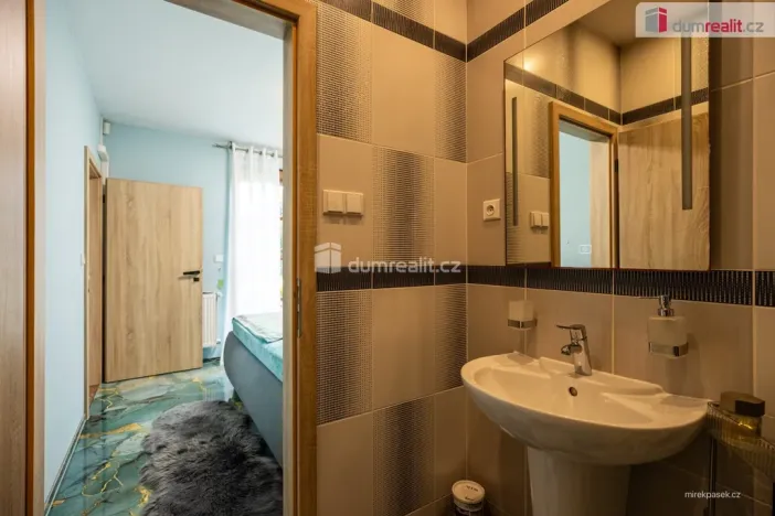 Prodej rodinného domu, Záluží - Kozlovice, 175 m2
