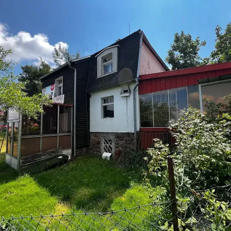 Prodej rodinného domu, Dubí, 302 m2