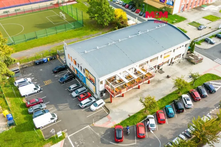 Pronájem obchodního prostoru, Most, Obránců míru, 90 m2
