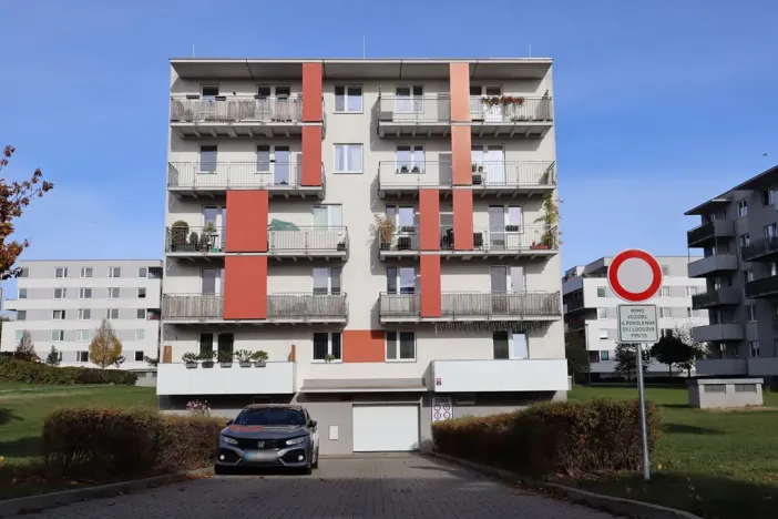 Pronájem bytu 2+kk, Praha - Háje, Loosova, 69 m2