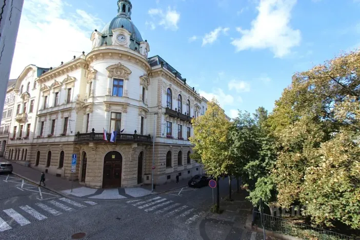 Pronájem bytu 2+1, Praha - Žižkov, Lupáčova, 67 m2