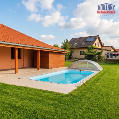 Prodej rodinného domu, Lišov - Velechvín, 135 m2