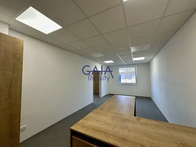Pronájem kanceláře, Hodonín, Štefánikova, 52 m2