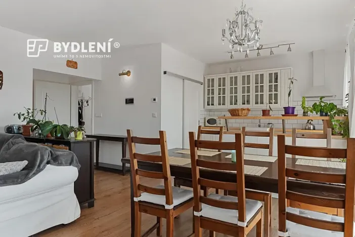 Prodej rodinného domu, Píšťany, 112 m2