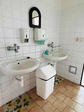 Pronájem kanceláře, Hradec Králové, Přemyslova, 15 m2