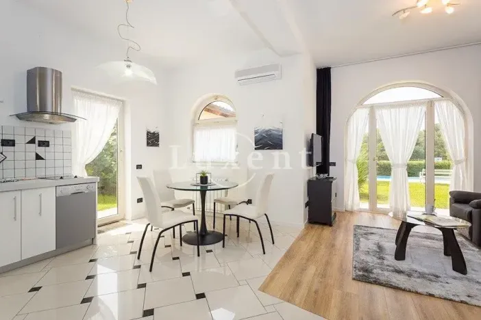 Prodej ubytování, Pula, Chorvatsko, 550 m2