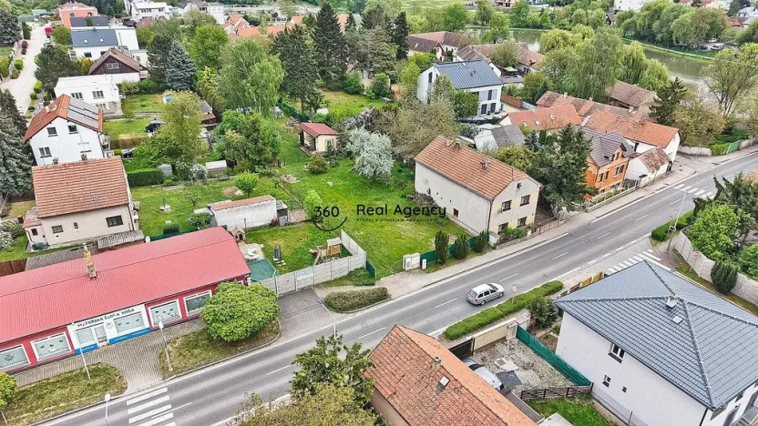 Prodej pozemku, Praha - Šeberov, K Hrnčířům, 1418 m2