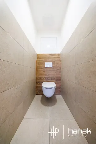 Pronájem bytu 2+kk, Olomouc, Šantova, 68 m2