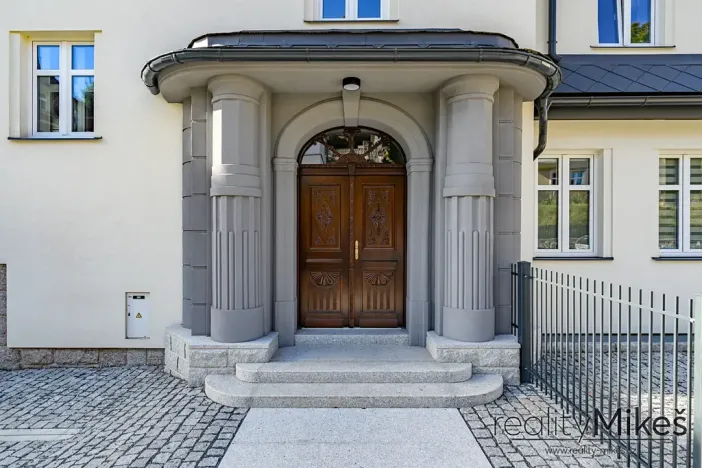 Pronájem bytu 2+kk, Liberec, Šafaříkova, 57 m2