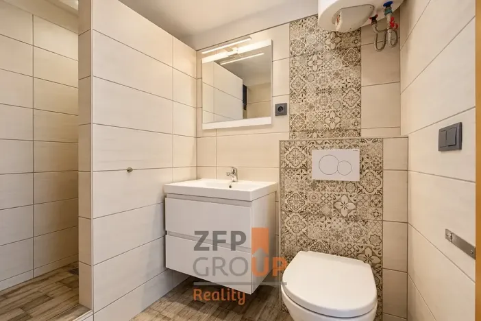 Prodej ubytování, Bavory, 289 m2