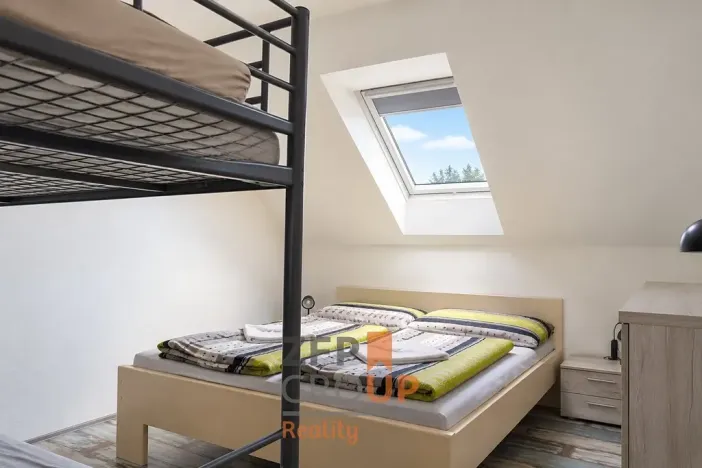 Prodej ubytování, Bavory, 289 m2
